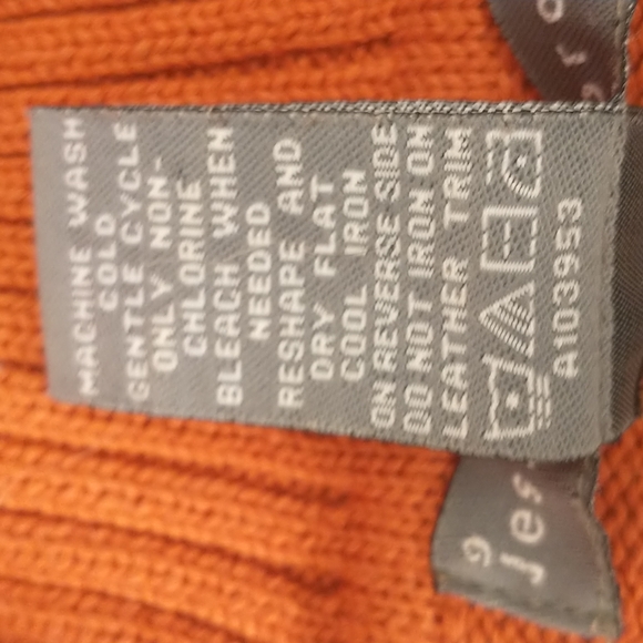 Leather Elbow Patches & Horse Applique Vintage Turtleneck Sweater Muted Pumpkin - Picture 7 of 10